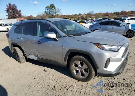 2022 Toyota Rav4 Xle from USA, damaged, VIN 2T3P1RFV2NW299559